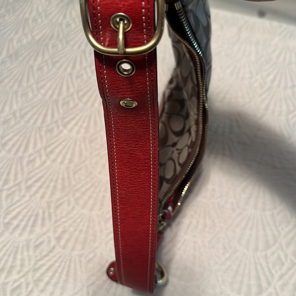 Coach Signature 2pc Set Tan and Red Wallet and Shoulder Bag - Picture 11 of 14